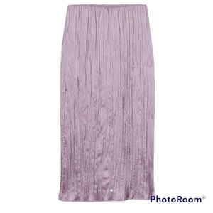 H&M crinkled satin skirt size medium